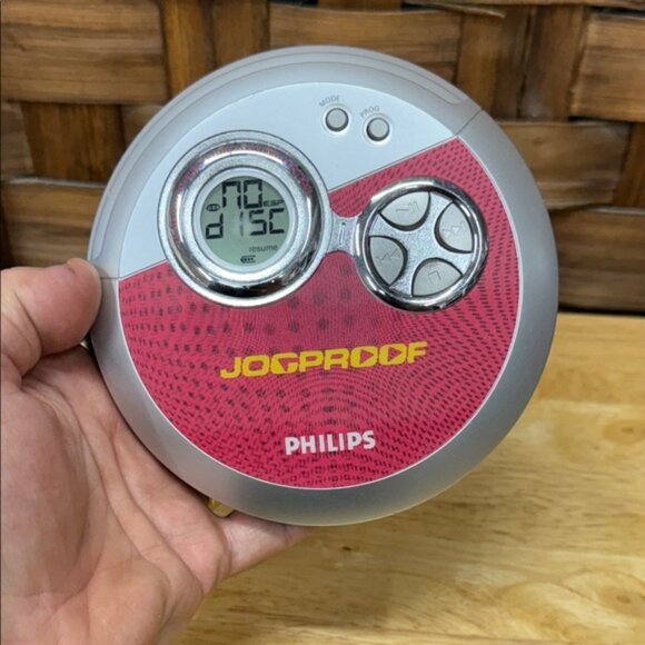 Vintage Philips Jogproof CD Player - Red Silver - Picture 1 of 2
